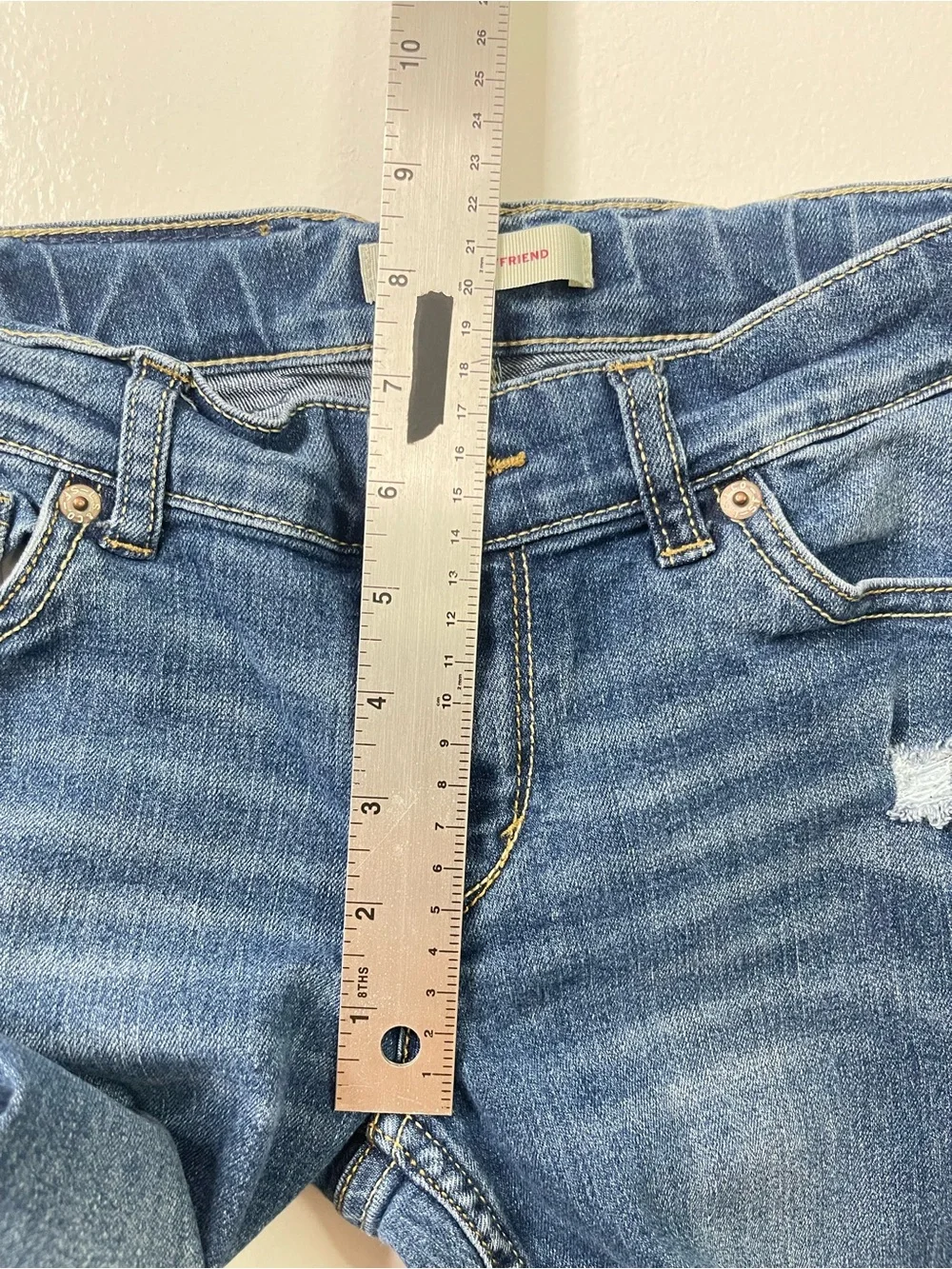 Levi's Boyfriend Distressed Medium Wash Jeans Girls Size 12 Reg
